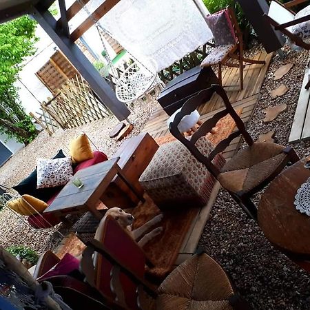 Hotel Chez Gladys Et Ses Enfants Lain Zewnętrze zdjęcie